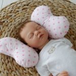 Oreiller bébé pour nouveau-nés étoiles roses