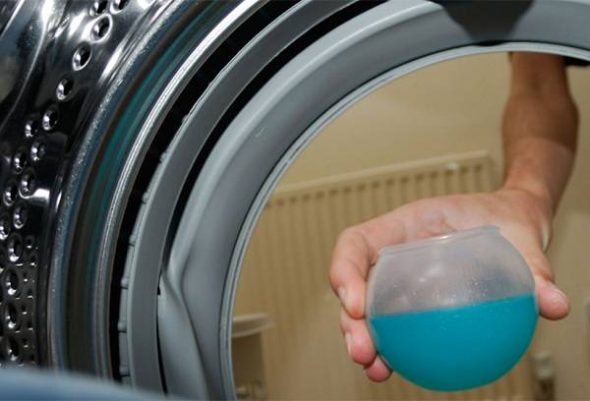 Liquid detergent