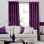 Cortinas moradas con ojal
