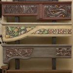 The choice of cornices for the interior in a rustic style