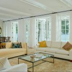 Conception d'un grand salon moderne