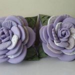 Belle oreillers de fleurs pourpres multicouches