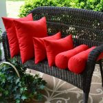 Coussins décoratifs rouges: grands, moyens et petits