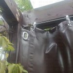Otturatore nel gazebo di materiale impermeabile