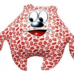 Oreiller anti-stress mignon bisous