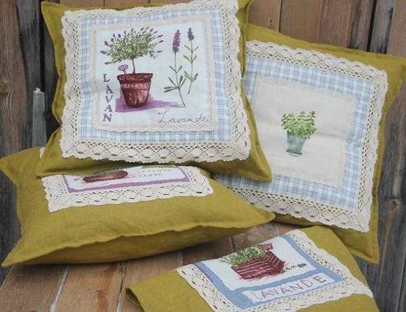 Taies d'oreiller et oreillers décoratifs