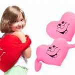Coussins d'origine rose et rouge