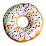 Un oreiller anti-stress en forme de beignet plaira aux enfants et aux adultes.