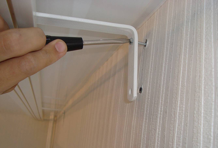 Do-it-yourself aluminum wall mount mount