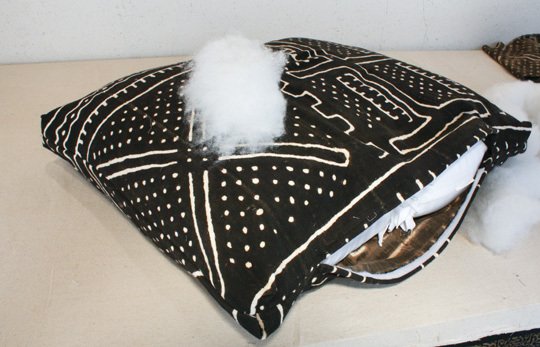 Mettre l'oreiller dans le sac