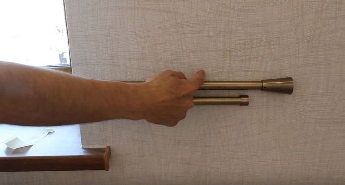 Trying eave on the wall with a window opening