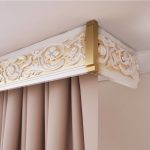 Ceiling cornice with patch baguette