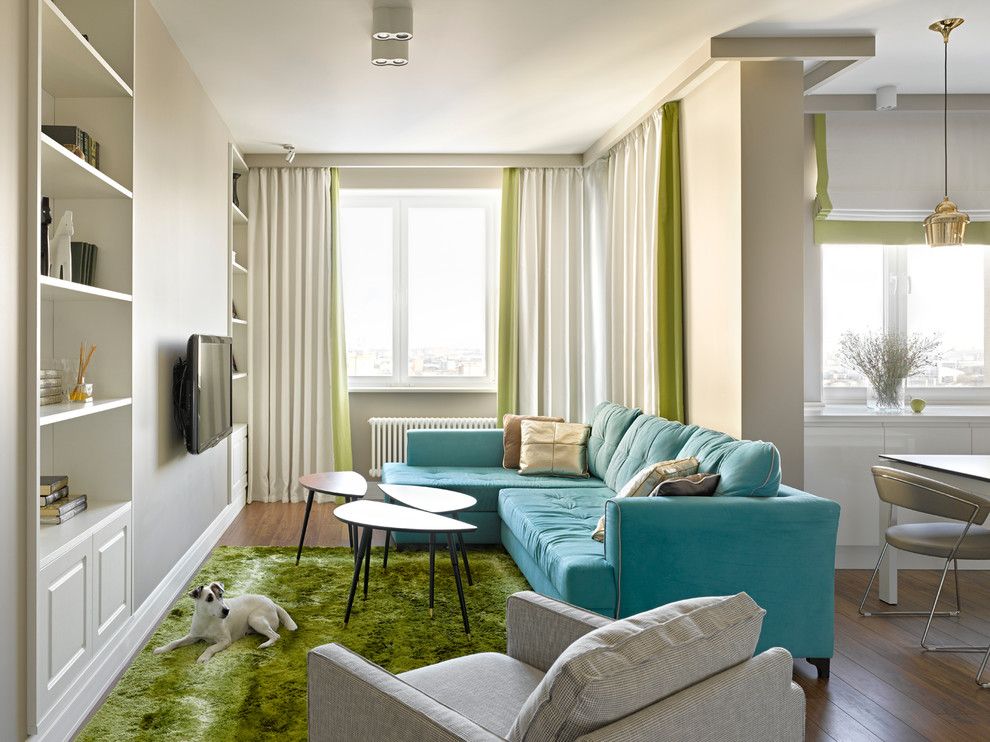 Modern living room with ceiling cornice