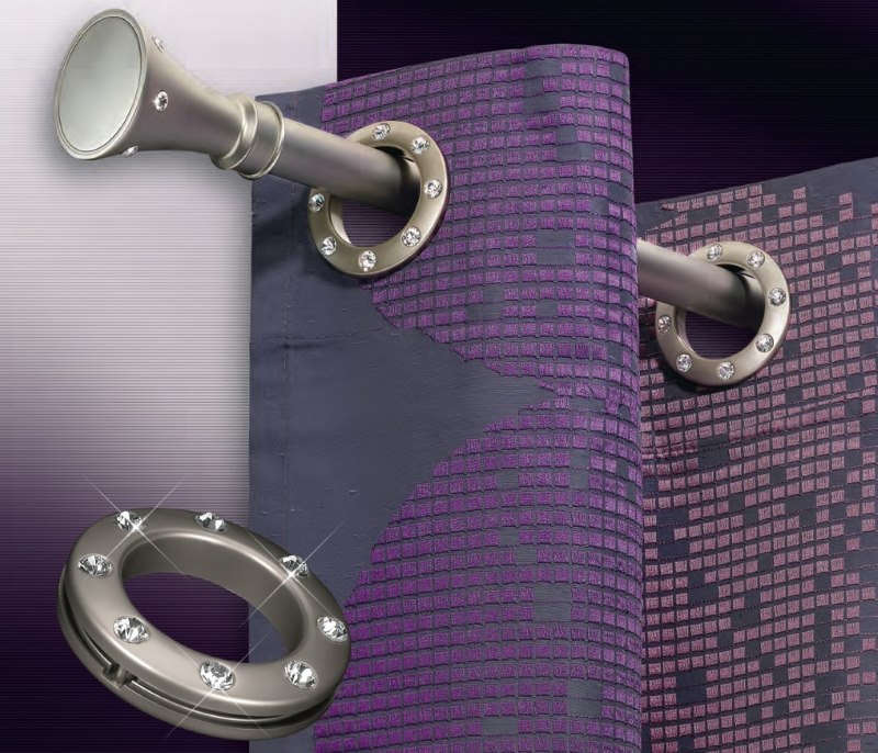Strass sur l'œillet pour les rideaux