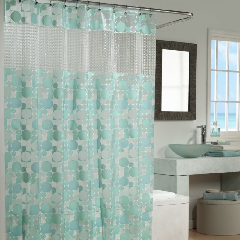Polyester curtain with delicate print