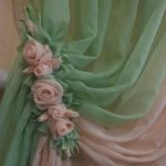 จับสำหรับ tulle โปร่งแสงด้วยดอกไม้