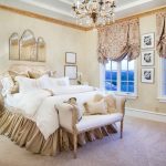 Rideaux anglais avec deux fenêtres pour la chambre