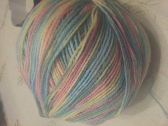 Fils multicolores pour plaid