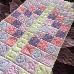 Couverture nommée avec coeurs, étoiles, noeuds