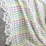 Beau plaid avec coeurs miniatures de couleurs différentes