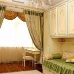 Lambrequin pour la chambre à la Provence