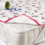 Couvre-matelas pour enfant, la couche supérieure en coton