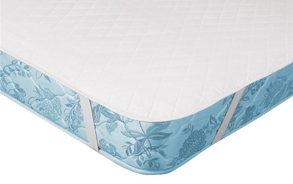 Matelas sur l'élastique aux coins