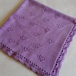 Délicat plaid lilas à petits coeurs