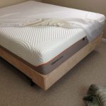 Matelas orthopédique sans ressorts avec plusieurs types de charges