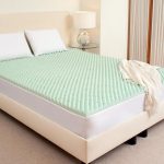 Matelas orthopédique et surmatelas pour améliorer le confort du sommeil