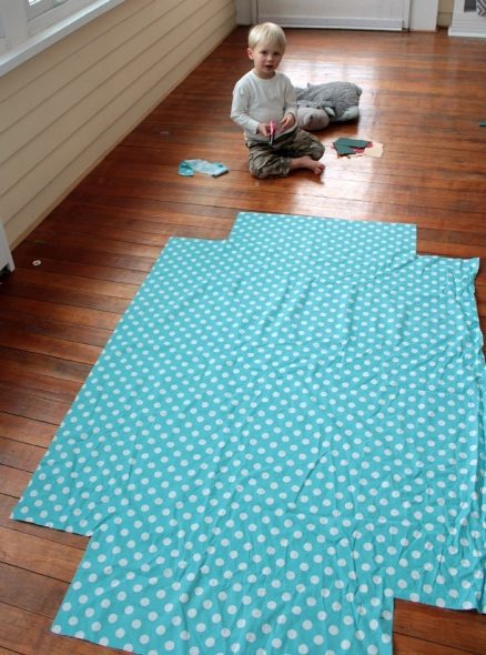 Nous avons découpé un détail de couvre-matelas