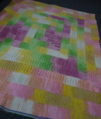Plaid 10 boucles crochet tunisien