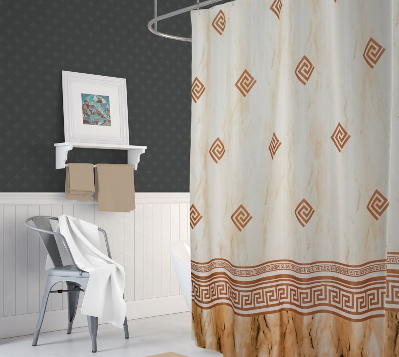 Aveugle dans la salle de bain avec un ornement de tissu synthétique