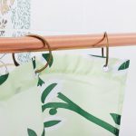 Shutter trên nhẫn trong phòng tắm