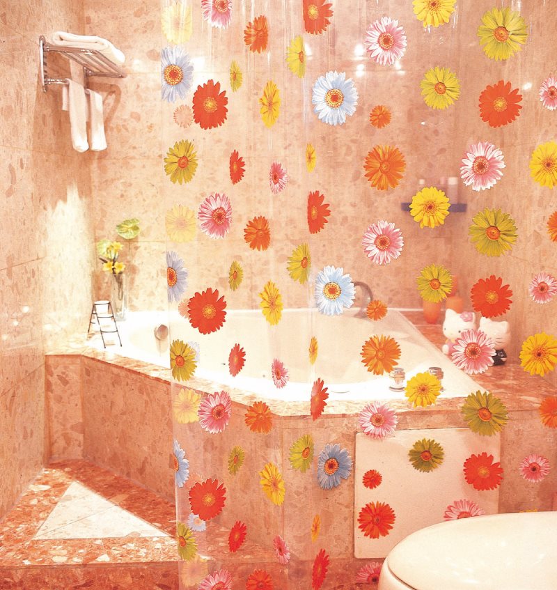 Rideau en polyéthylène transparent avec des fleurs
