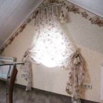 Curtains Provence on the round window