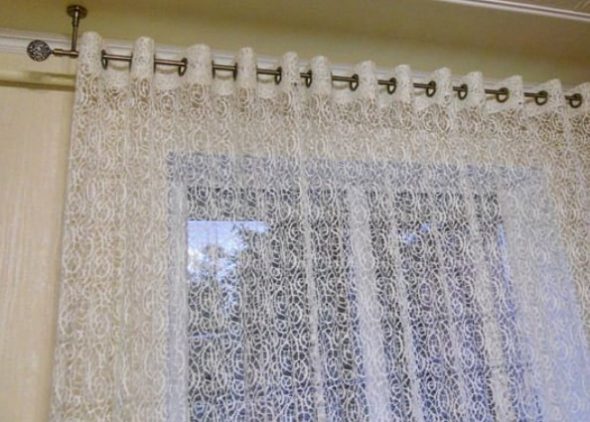 The option of curtains on the grommet