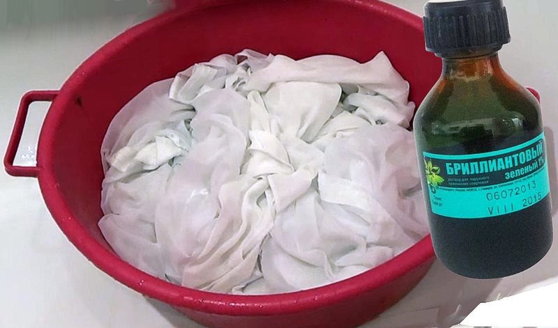 L'utilisation de peinture verte pour blanchir le tulle