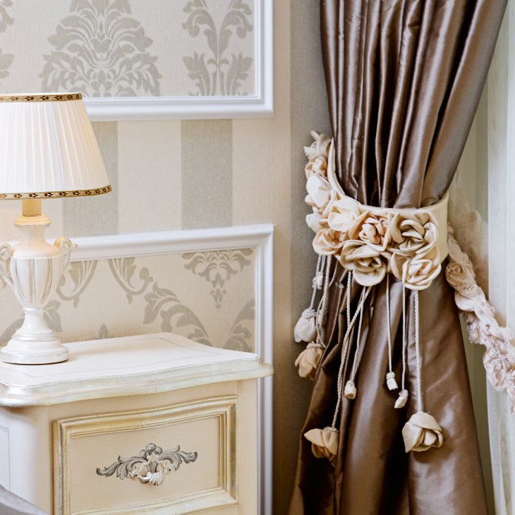 belles jarretelles pour rideaux