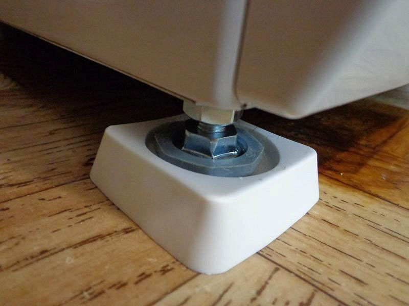 Anti-vibratie standaard voor wasmachine foto