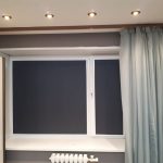 Rideaux noirs Uni 2 pour la fenêtre dans le salon