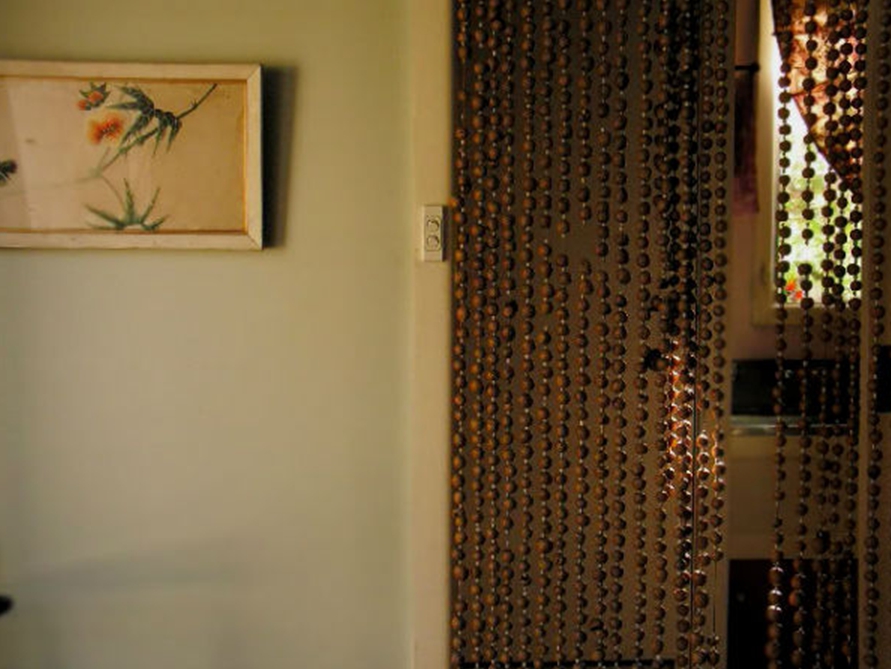 decor de lemn pe arc
