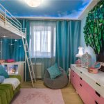 Conception pour enfants avec des rideaux turquoises