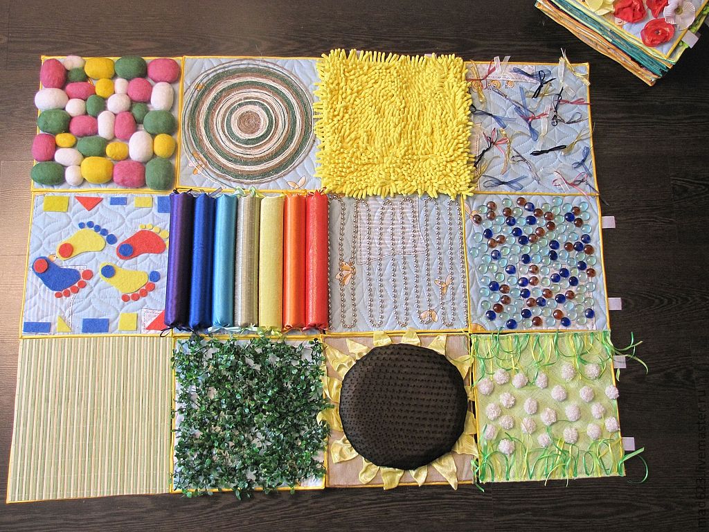 photo de décoration de tapis de massage pour bébé