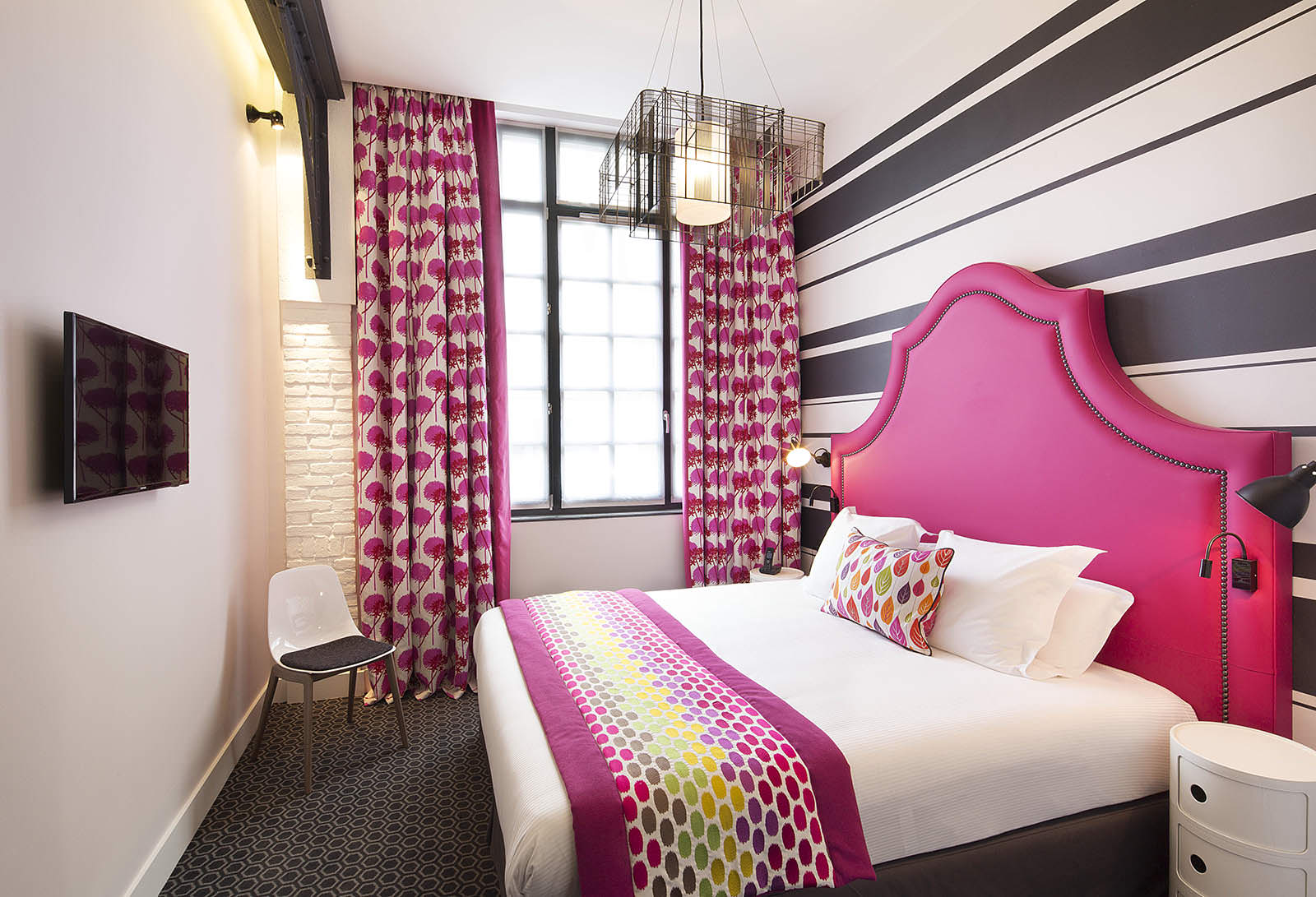 design de interiores quarto em rosa