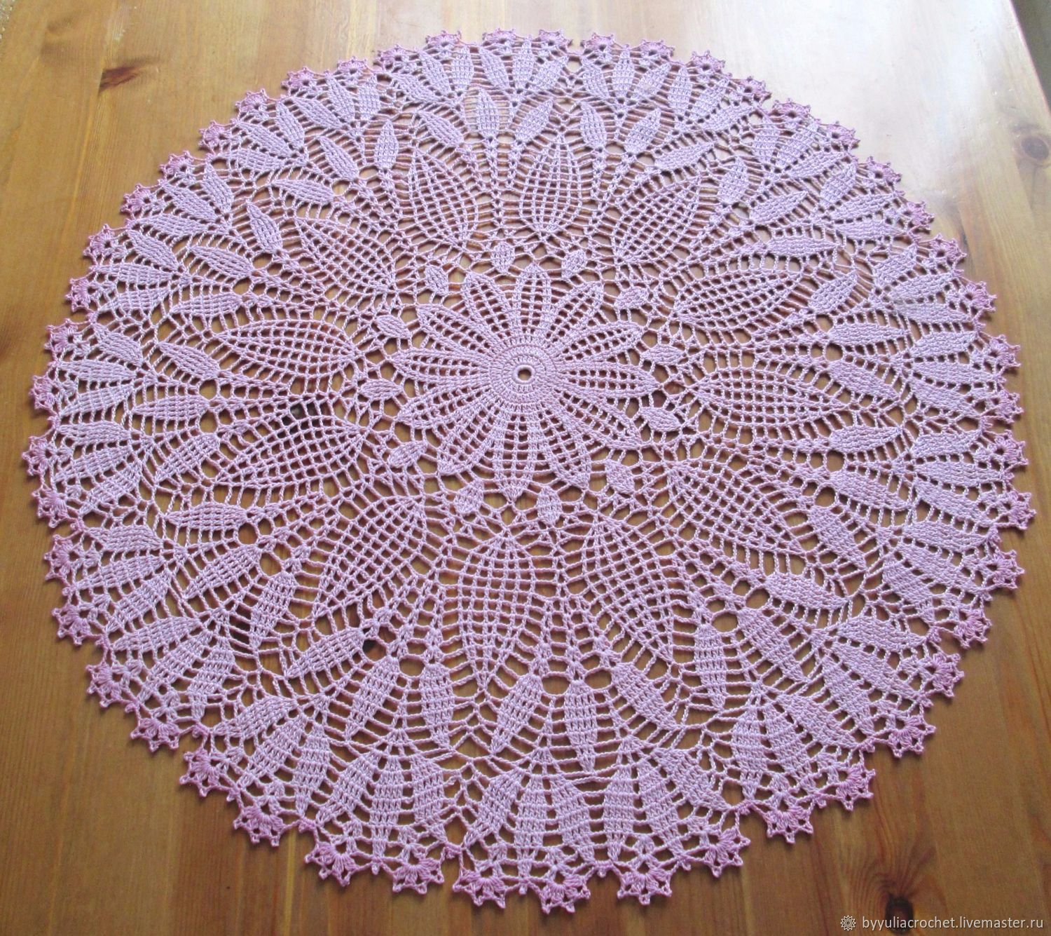 serviette au filet ajourée au crochet
