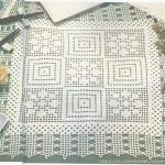 photo de serviette de filet au crochet