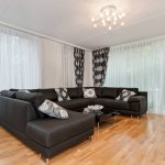 Sofa màu đen hình chữ U