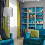Fauteuils moelleux avec revêtement en velours