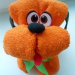 jouets du chien serviette
